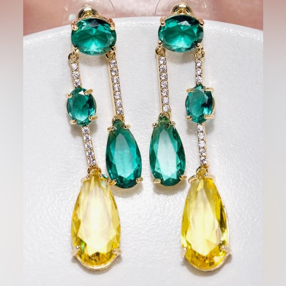 Gorgeous Nordstrom Aquamarine  Citrine Crystal Dangle earrings